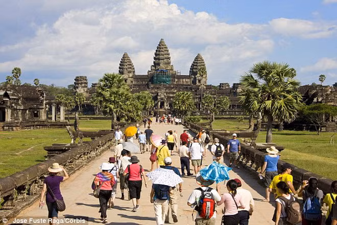 Le Cambodge espère attirer 6,1 millions de touristes étrangers en 2018 ảnh 1