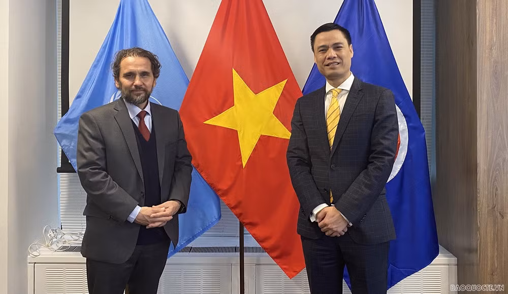 Bombes et mines: l’envoyé spécial de la Convention d'Ottawa souhaite soutenir davantage le Vietnam ảnh 1