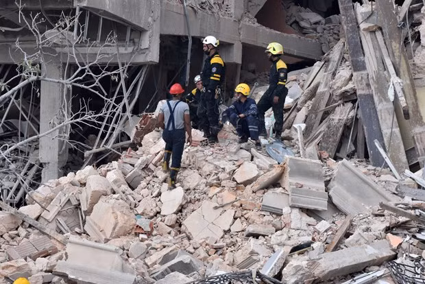 Explosion d’un hôtel à La Havane: le président du Comité central du FPV envoie sa sympathie à Cuba ảnh 1