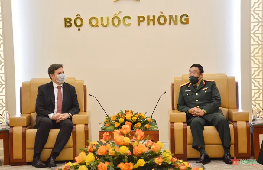 Promotion de la coopération en matière de défense Vietnam – Pologne ảnh 1
