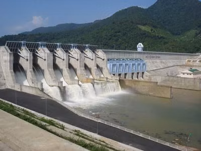 Binh Thuân : mise en service d’un nouveau système d’irrigation ảnh 1