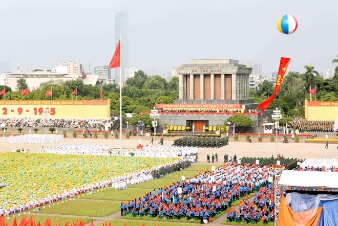 Un journal argentin présente la place Ba Dinh ảnh 1 Un journal argentin présente la place Ba Dinh ảnh 1