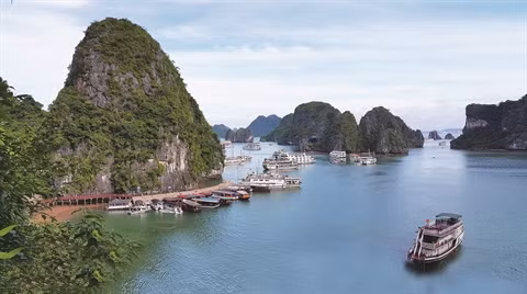 Rendre Ha Long plus accueillante ảnh 1