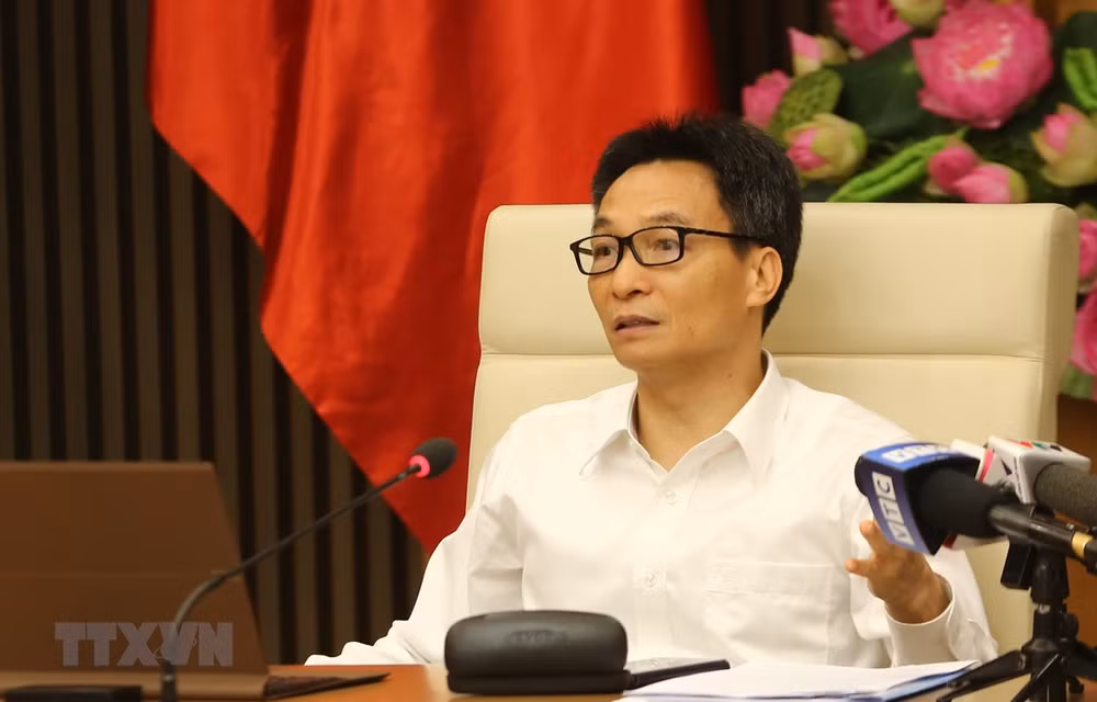 Le Vietnam est déterminé à prévenir le COVID-19 à l'approche de l'hiver ảnh 1