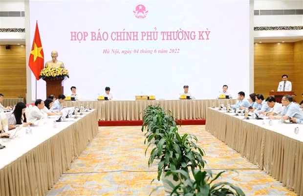 Efforts de maîtriser la montée des prix des carburants ảnh 1 Efforts de maîtriser la montée des prix des carburants ảnh 1