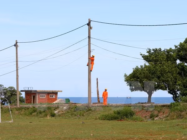 L’île de Con Co sera raccordée au réseau électrique national ảnh 1
