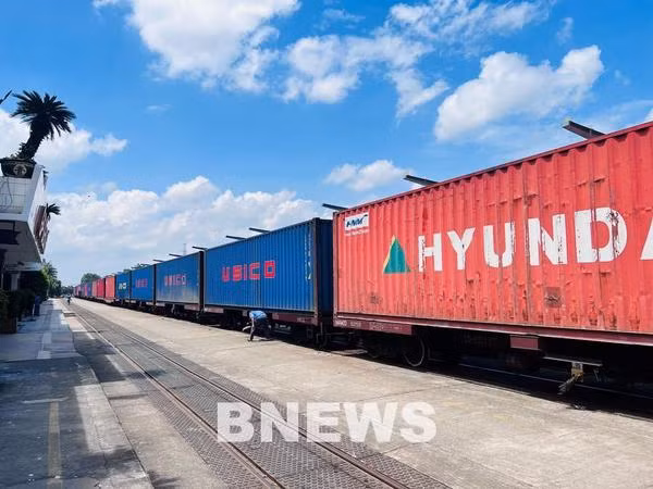 Amélioration des capacités de transport intermodal international ảnh 1