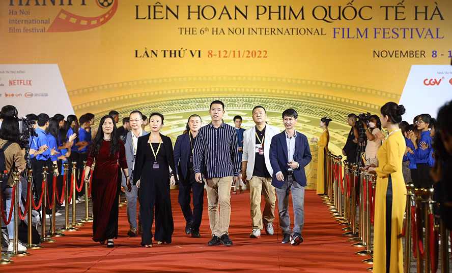 Ouverture du 6e Festival international du film de Hanoï ảnh 1