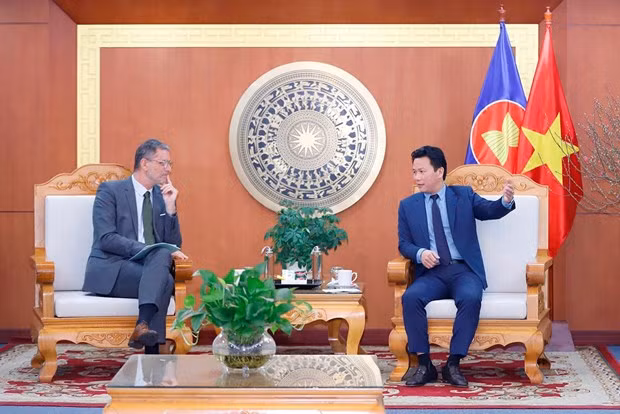 Le gouvernement français soutient le Vietnam dans la lutte contre le changement climatique ảnh 1