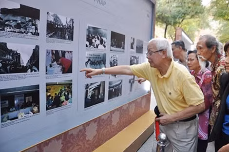 L’exposition « Les Vietnamiens de France - un regard » à Hô Chi Minh-Ville ảnh 1