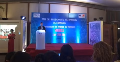 Fête des enseignants vietnamiens de français à Hanoï ảnh 1