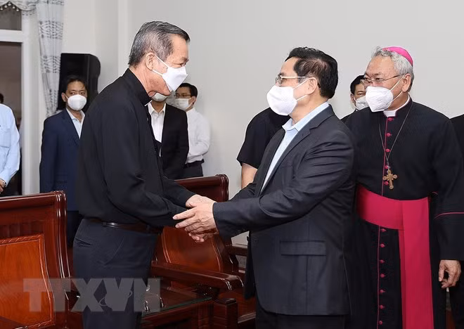 Le PM adresse ses vœux de Noël aux catholiques de Ba Ria- Vung Tàu ảnh 1 Le PM adresse ses vœux de Noël aux catholiques de Ba Ria- Vung Tàu ảnh 1