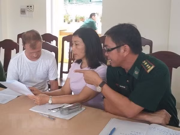 Un Russe recherché par Interpol arrêté à Quang Tri ảnh 1
