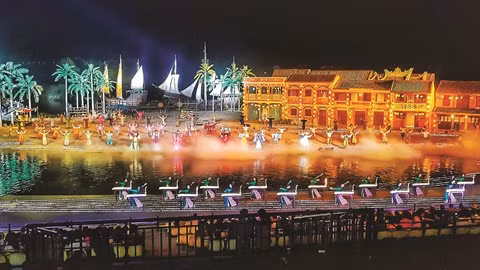 Grand spectacle vivant en plein air : nouvelle vogue au Vietnam ảnh 2