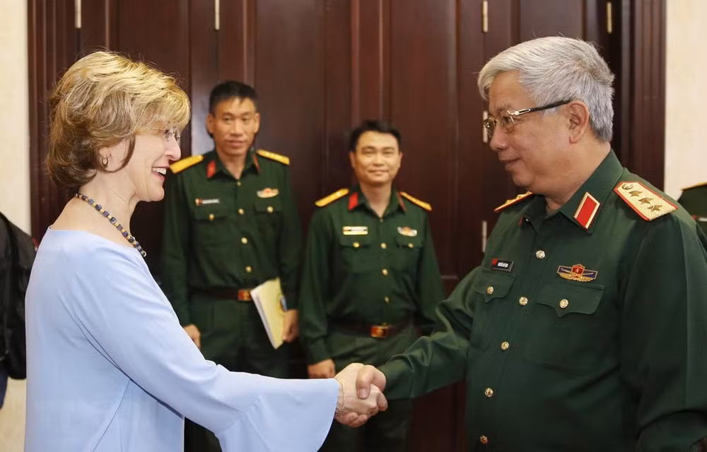 Le Vietnam et l’USAID coopèrent dans la décontamination de dioxine de l’aéroport de Bien Hoa ảnh 1