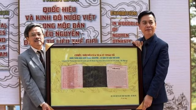 Exposition de tablettes de bois de la dynastie des Nguyen à Da Lat ảnh 1 Exposition de tablettes de bois de la dynastie des Nguyen à Da Lat ảnh 1