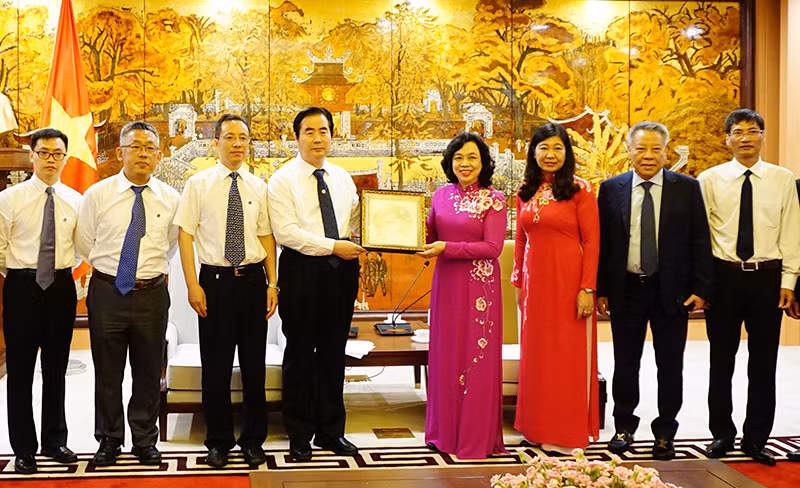 Promouvoir la coopération Hanoi-Pékin ảnh 1