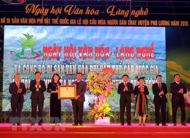 La fête de prière pour une bonne récolte de l’ethnie San Chay inscrite au patrimoine national ảnh 1