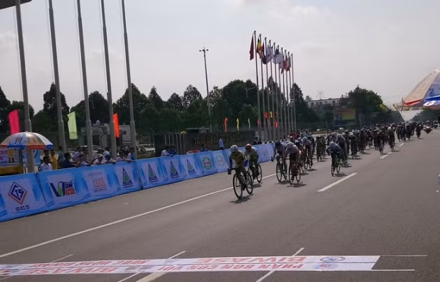 Coupe Biwase : 80 coureuses en lice à la course internationale de cyclisme féminin de Binh Duong ảnh 1