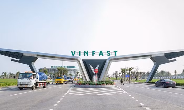 Des bus électriques de Vingroup fonctionneront dans cinq grandes villes ảnh 1