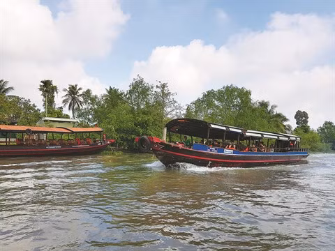 Les promotions touristiques fleurissent pour les jours fériés ảnh 1