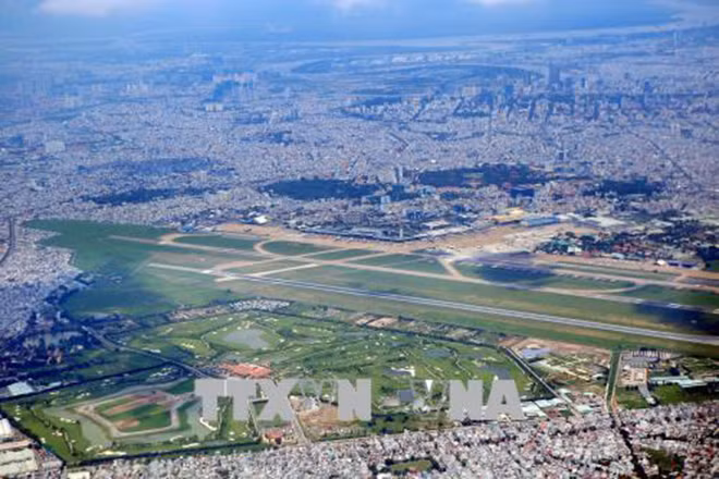 L’aéroport international de Tân Son Nhât sera agrandi vers le sud ảnh 1