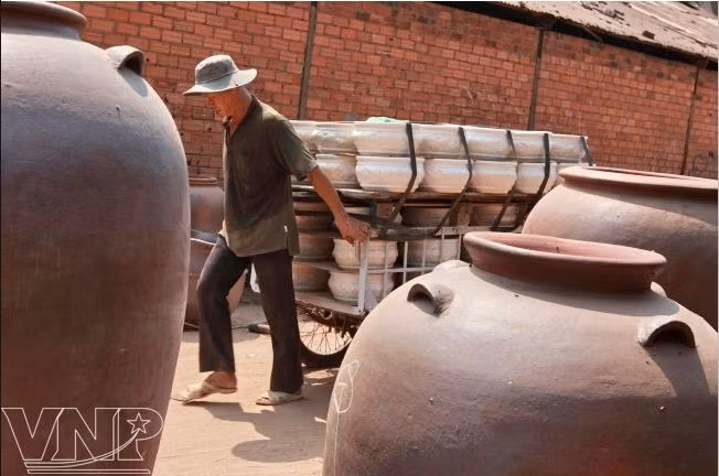 Au Sud, le village de céramique de Tân Van garde sa flamme ảnh 6