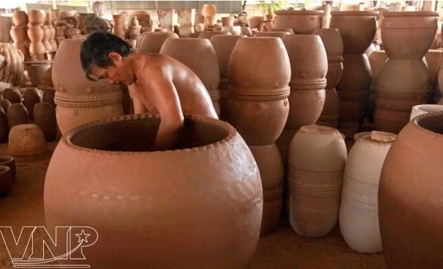 Au Sud, le village de céramique de Tân Van garde sa flamme ảnh 4