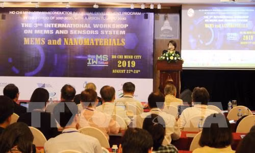 Les microsystèmes électromécaniques au cœur d'une conférence internationale à HCM-V ảnh 1