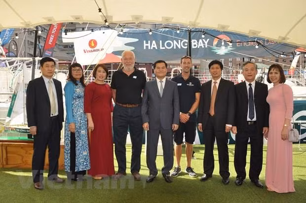 Le voilier « Ha Long Bay – Vietnam » rejoint la Clipper Round the World Yatch Race 2019-2020 ảnh 2