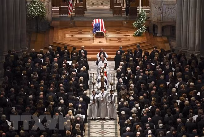 Décès de l’ex-président américain George H.W. Bush : Message de condoléances du Vietnam ảnh 1