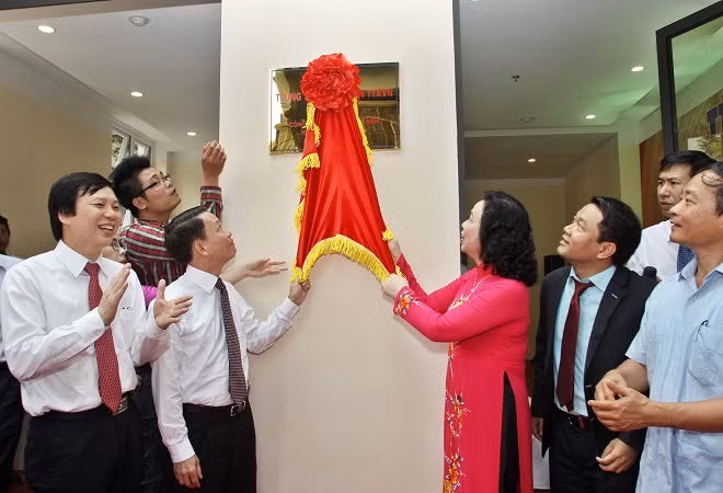 Inauguration du Centre d'information de la VNA à Hanoi ảnh 1