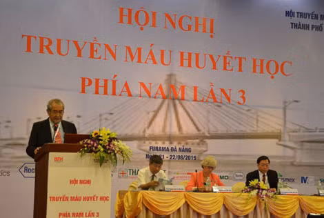 Conférence sur l’hématologie et la transfusion sanguine à Da Nang ảnh 1