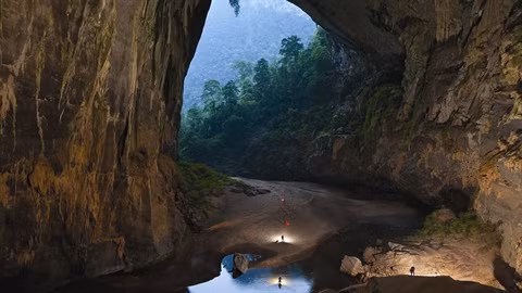 Son Doong accueillera 500 visiteurs l’an prochain ảnh 1 Son Doong accueillera 500 visiteurs l’an prochain ảnh 1