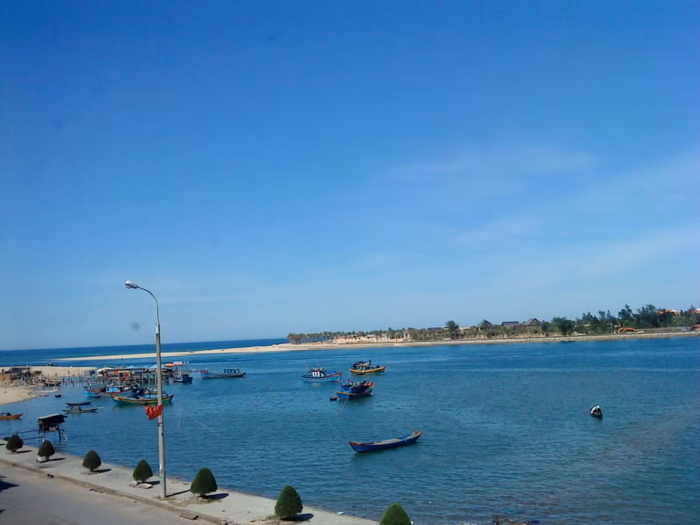 Nhat Le dans le top 10 des sites touristiques maritimes les plus attrayants ảnh 2