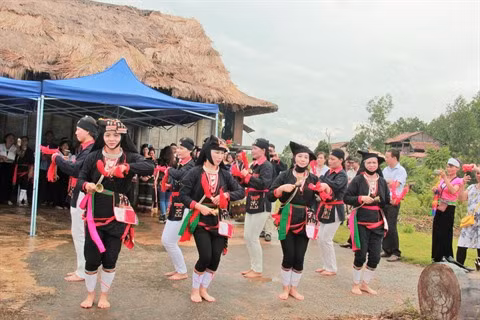 Le Têt de la danse des Dao ảnh 1