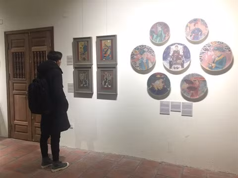 Les jeunes artistes peintres se passionnent pour les estampes de Hàng Trông ảnh 2