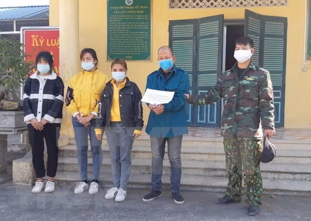 Covid-19 : des mesures de prévention plus strictes nécessaires pendant le Têt ảnh 2 Covid-19 : des mesures de prévention plus strictes nécessaires pendant le Têt ảnh 2