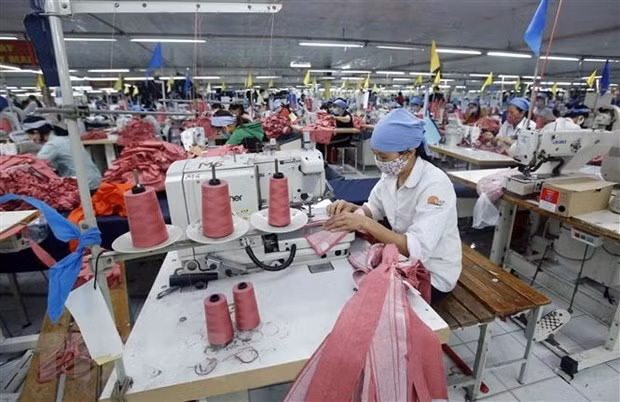 Bac Giang se concentre sur la lutte antiépidémique et la reprise de la production dans ses ZI ảnh 1