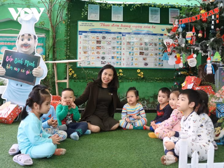 Nguyên Quôc Thu Trâm, une enseignante altruiste ảnh 1