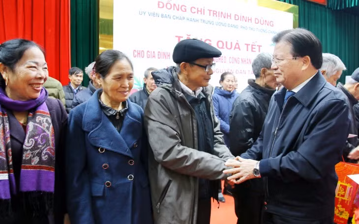 Têt 2021: des dirigeants présentent leurs vœux ảnh 1