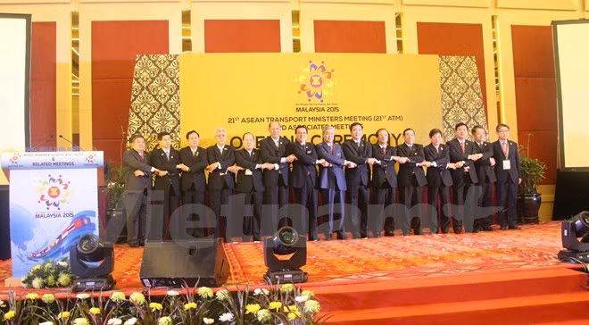 ASEAN : le Vietnam à la Conférence des ministres du Transport et des Communications ảnh 1