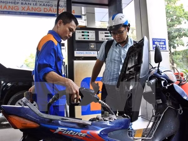 Baisse des prix des carburants ảnh 1