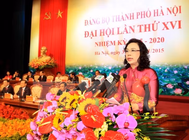 Clôture du 16e Congrès de l'organisation du Parti de Hanoi ảnh 1