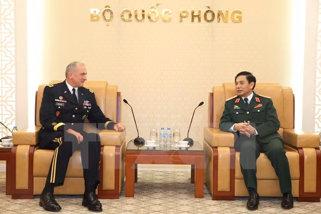 Le chef d’état-major général reçoit le commandant de l’U.S. Army Pacific ảnh 1