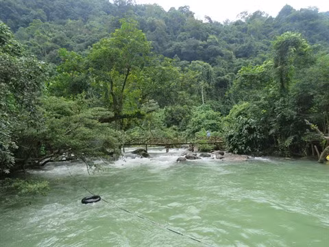 Mooc, la rivière qui jaillit des profondeurs ảnh 1 Mooc, la rivière qui jaillit des profondeurs ảnh 1