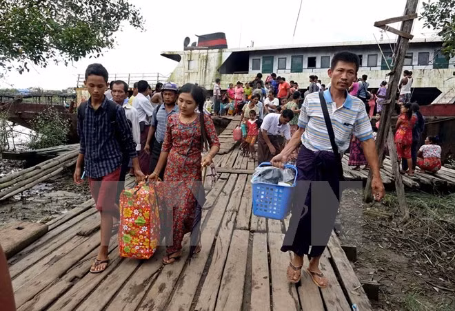 Myanmar : le gouvernement appelle à la coopération pour la paix au Rakhine ảnh 1
