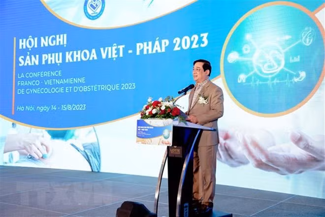 La 23e conférence sur l'obstétrique et la gynécologie Vietnam-France ảnh 1