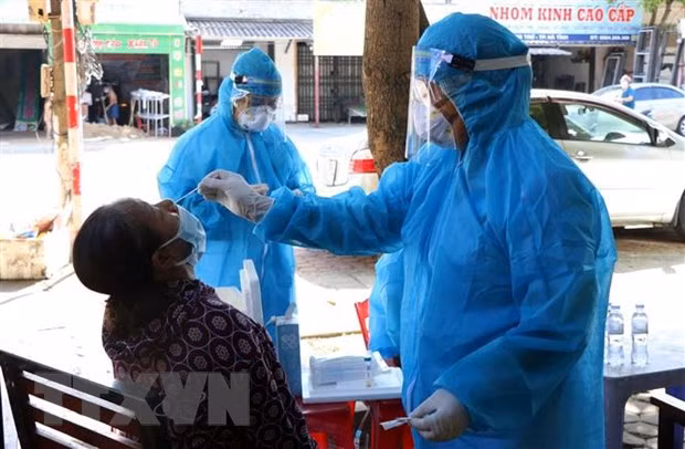 Covid-19: le Vietnam enregistre 136 nouveaux cas en six heures ảnh 1 Covid-19: le Vietnam enregistre 136 nouveaux cas en six heures ảnh 1