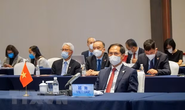 L’ASEAN et la Chine plaident pour la promotion de leur partenariat stratégique ảnh 2